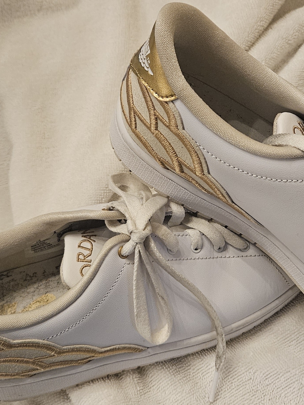 Air Jordan 1 Centre Court White & Gold Low-Top Sneakers